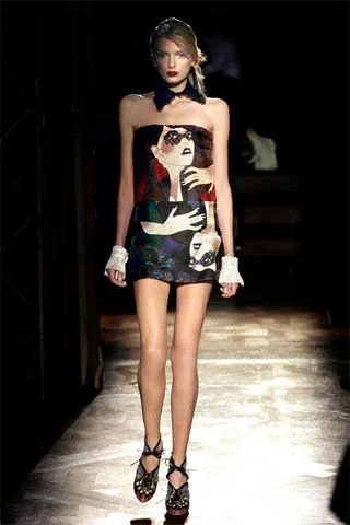 Look 16